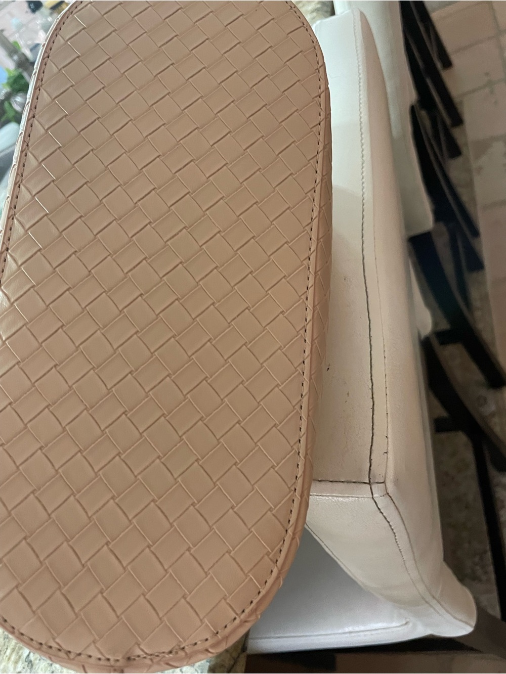 Woven vegan leather Tote Bag in Blush Pink beige tones. - Picture 5 of 5